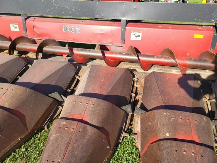 case-ih-1063-image-13