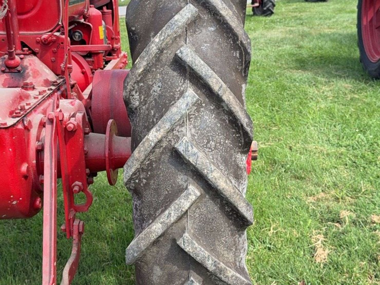 farmall-f-14-image-32