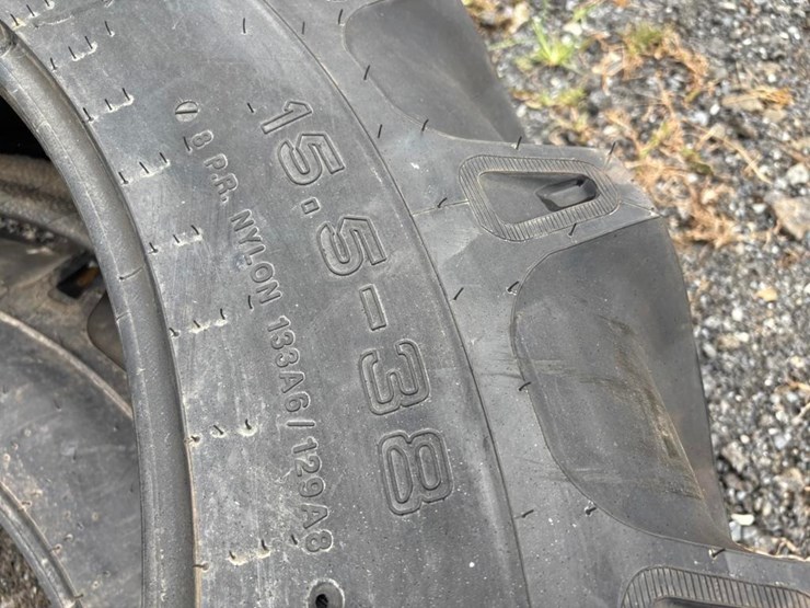 15.5x38-tires-(pair)-image-3