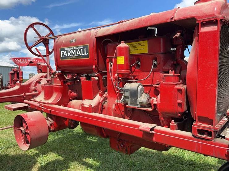farmall-f-30-image-60