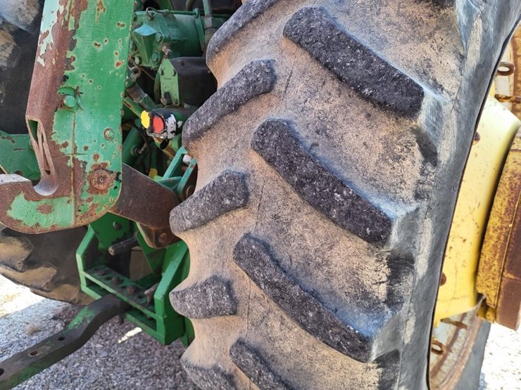 john-deere-4650-image-37