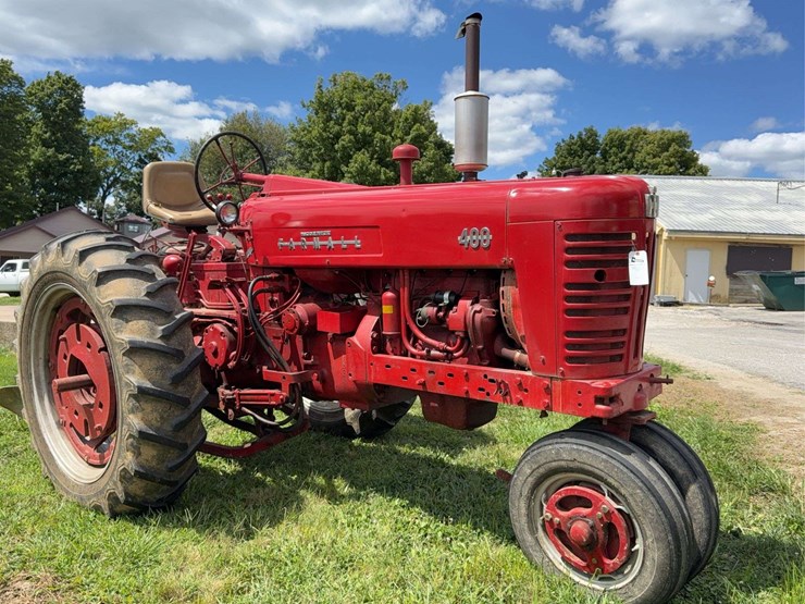 farmall-400-image-1