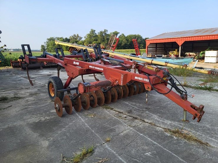m&w-1125-image-1