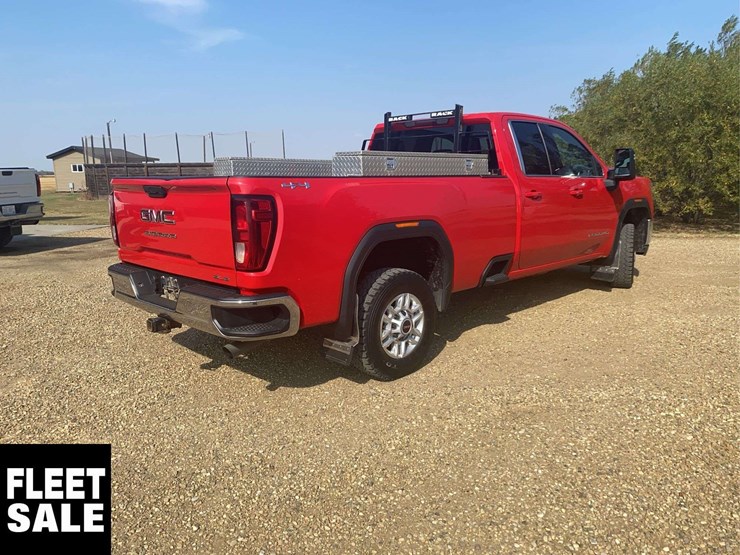 2021-gmc-sierra-2500hd-image-3