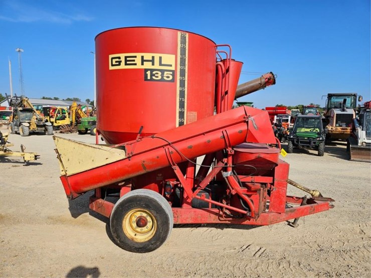 gehl-135-image-6