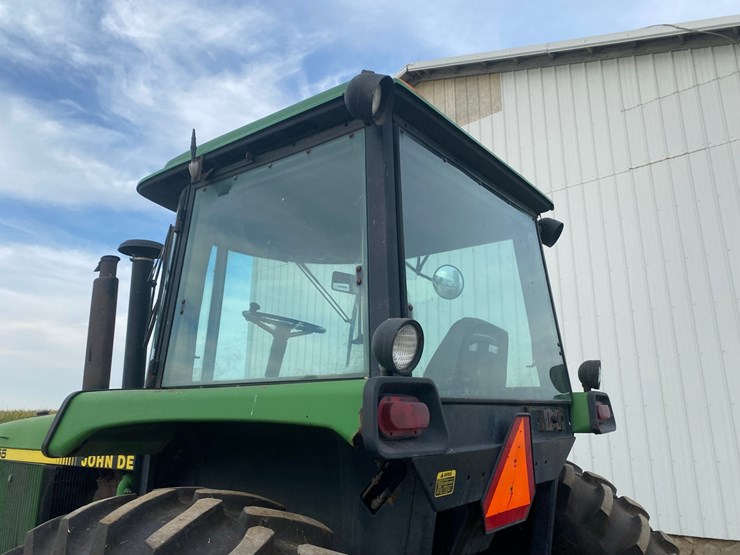 john-deere-4055-image-31