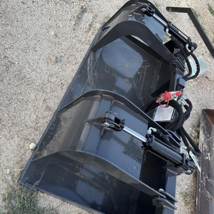 Wolverine, GB-11-72W, skid steer grapple bucket.