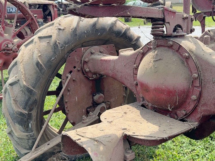 farmall-f-20-image-19