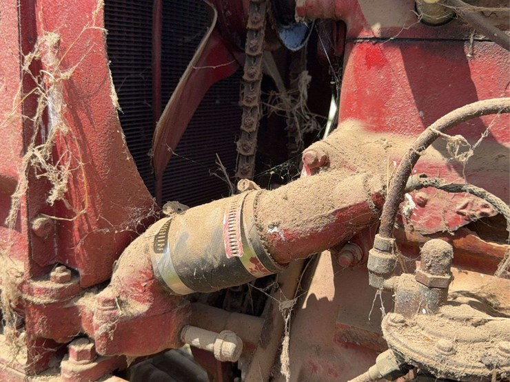 farmall-f-12-image-58