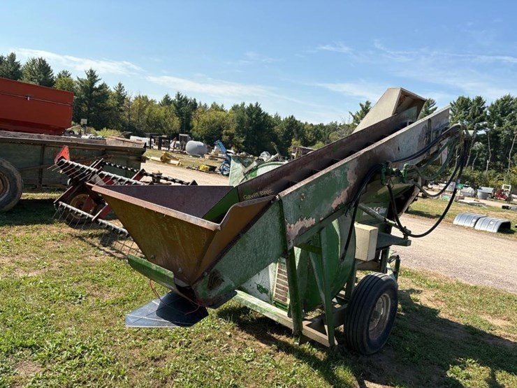 henke-kwik-krusher-roller-blower-image-3