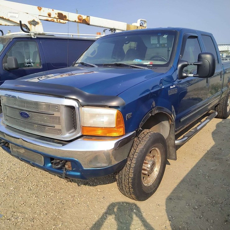 2000 FORD 2000