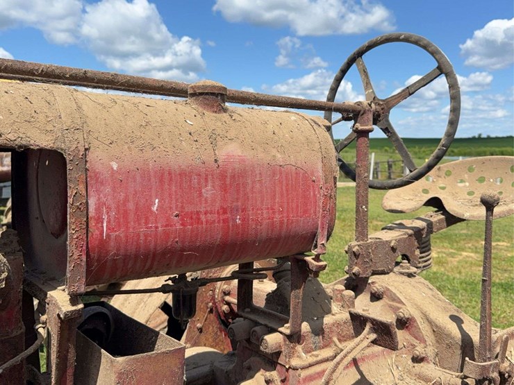 farmall-f-20-image-64