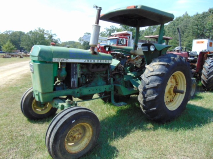 john-deere-2640-image-3
