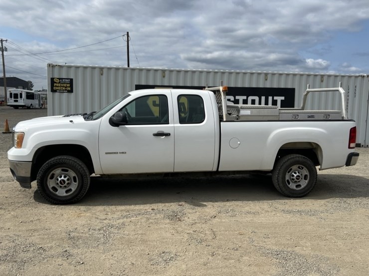 2011-gmc-sierra-2500-image-7