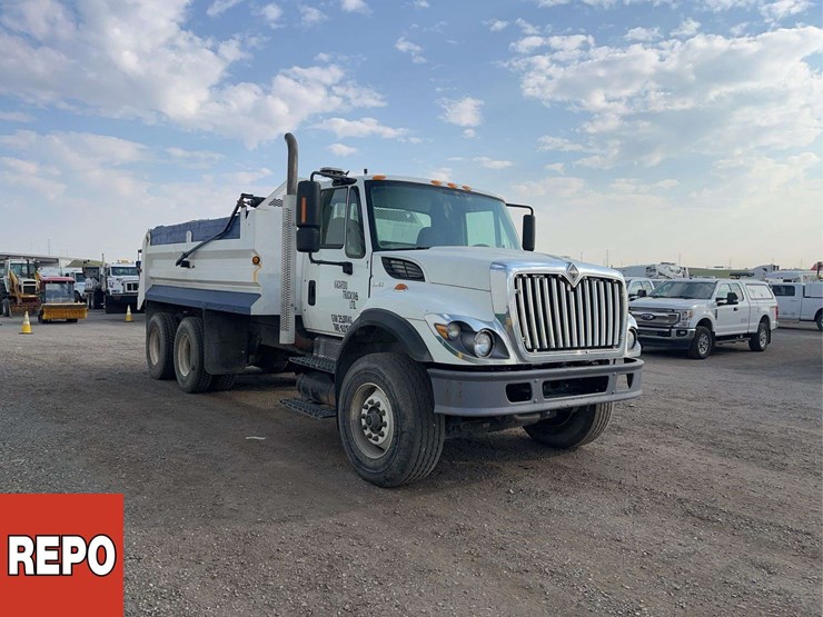 2008-international-workstar-7400-image-4