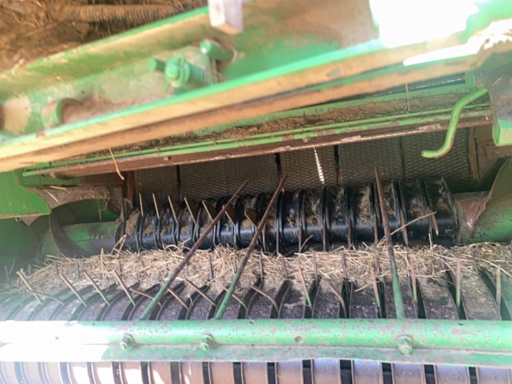 john-deere-458-image-26