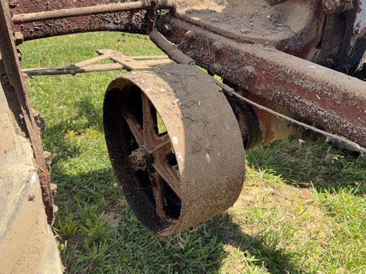 farmall-f-20-image-25