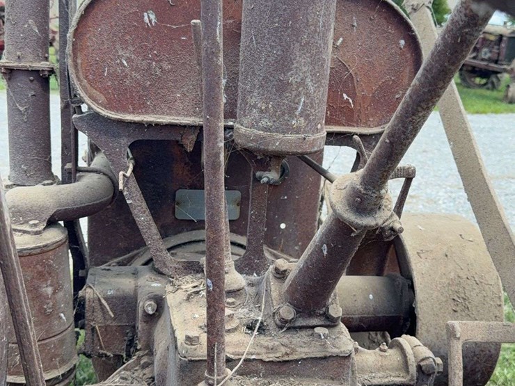 mccormick-deering-10-20-image-39