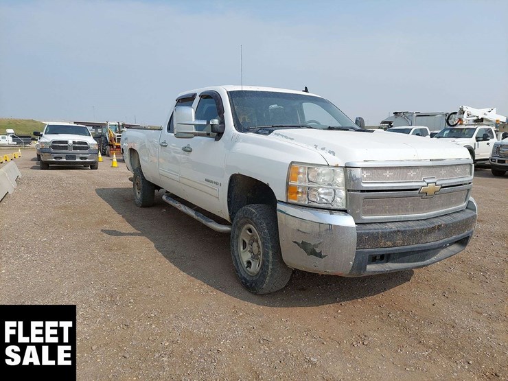 2009-chevrolet-silverado-2500hd-image-17