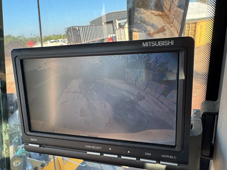volvo-l90f-image-38