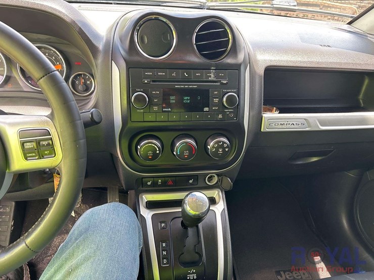 2015-jeep-compass-image-8