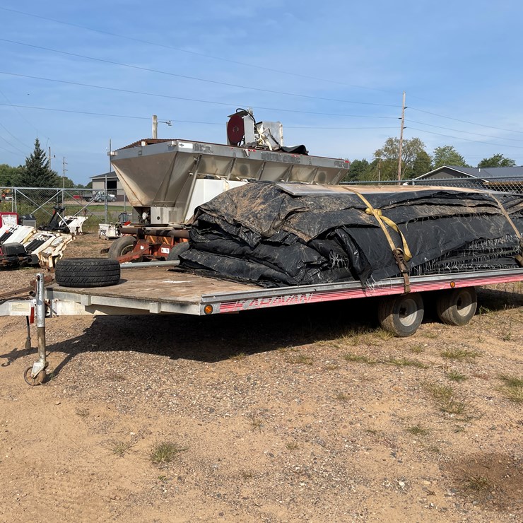 #3100 • Karavan Tandem Axle Aluminum Frame Snowmobile Trailer (No Title) (Cadot, WI)