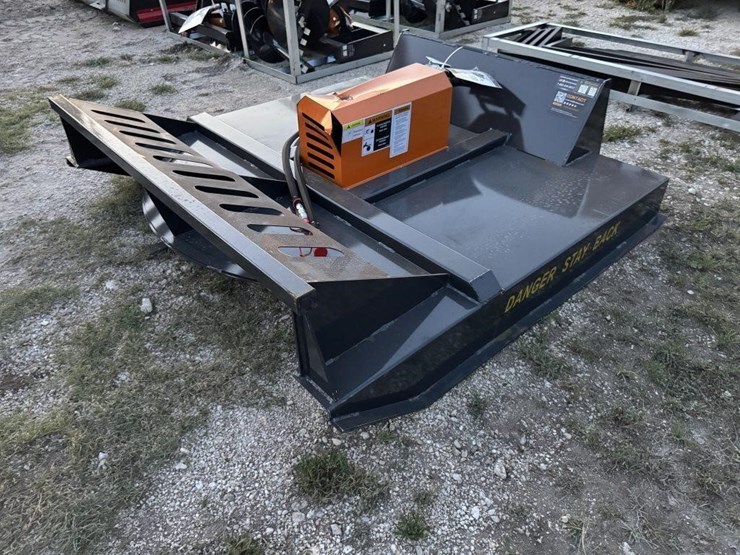 wolverine,-bc-13-72w,-72"-skid-steer-brush-image-1