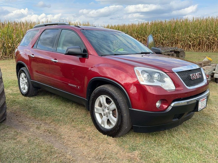 2007-gmc-acadia-image-2
