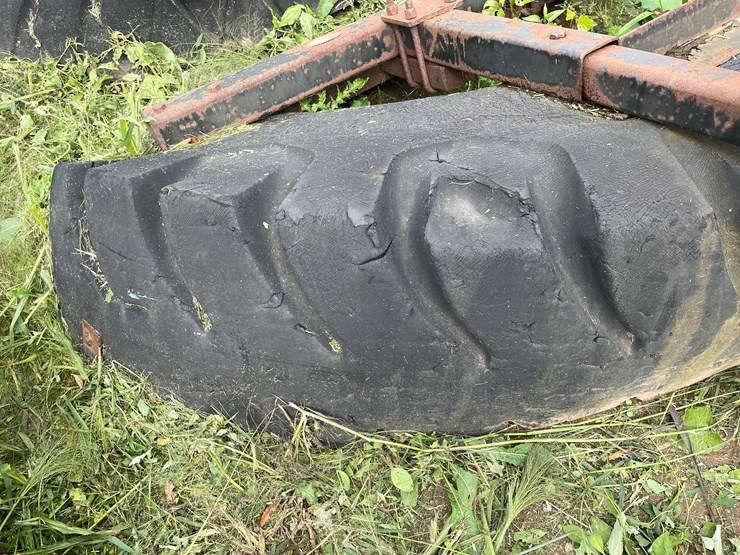 #1296-•-tire-yard-scraper-attachment-image-12