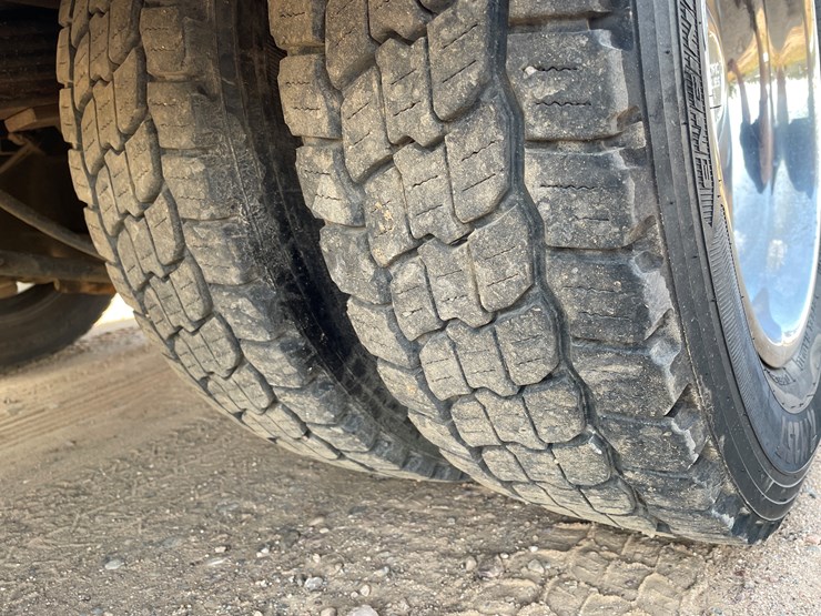 2010-dodge-ram-5500-image-27