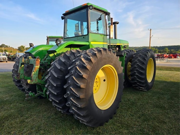john-deere-8640-image-9