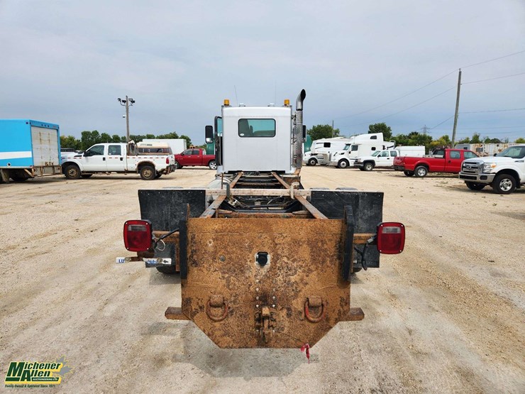 2009-kenworth-t370-image-7