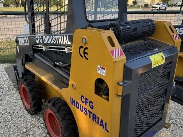 2025,-cf-industry,-krw232,-gas-powered-compact-image-13