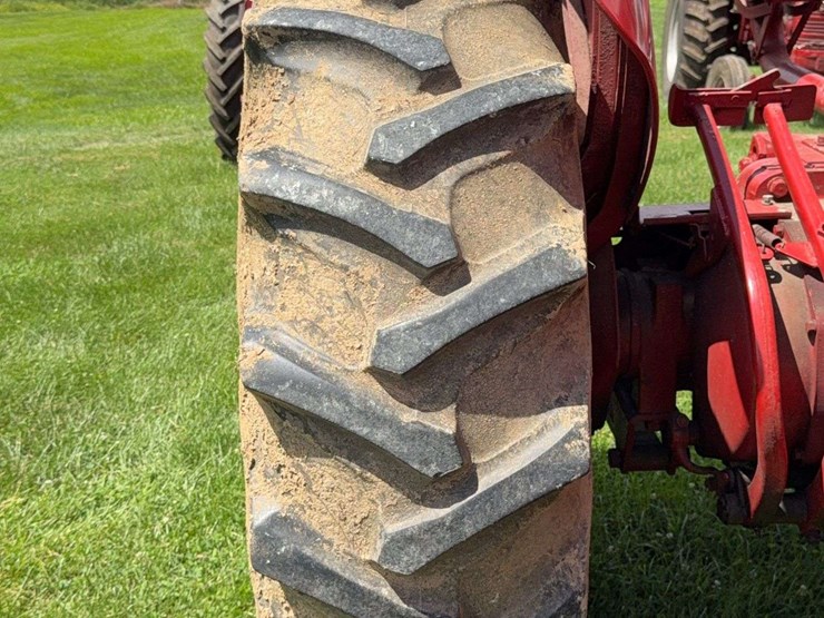 farmall-w-9-image-26