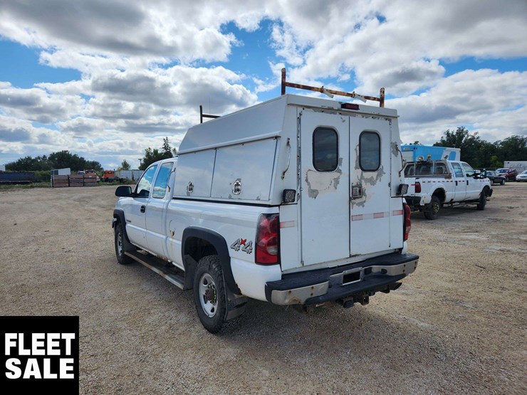 2007-chevrolet-silverado-2500hd-image-3