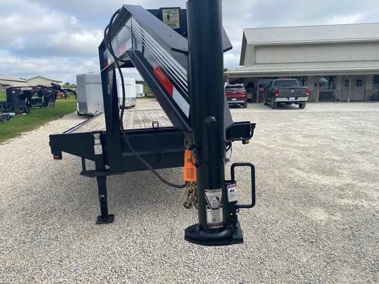 #3004-•-2013-corn-pro-30'-hydraulic-tail-gooseneck-trailer-(helenville,-wi)-(has-wi-title)-image-14