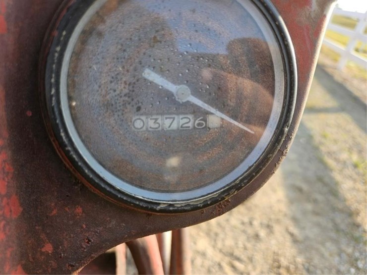 1951-ford-8n-image-24