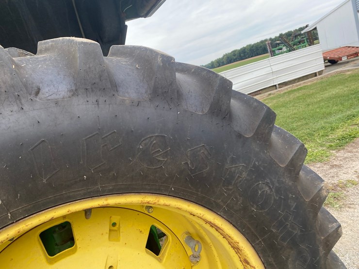 john-deere-4055-image-47