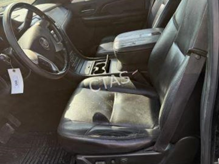 2008-cadillac-escalade-image-14