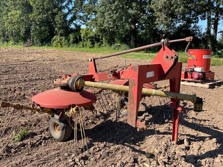 new-holland-255-image-5