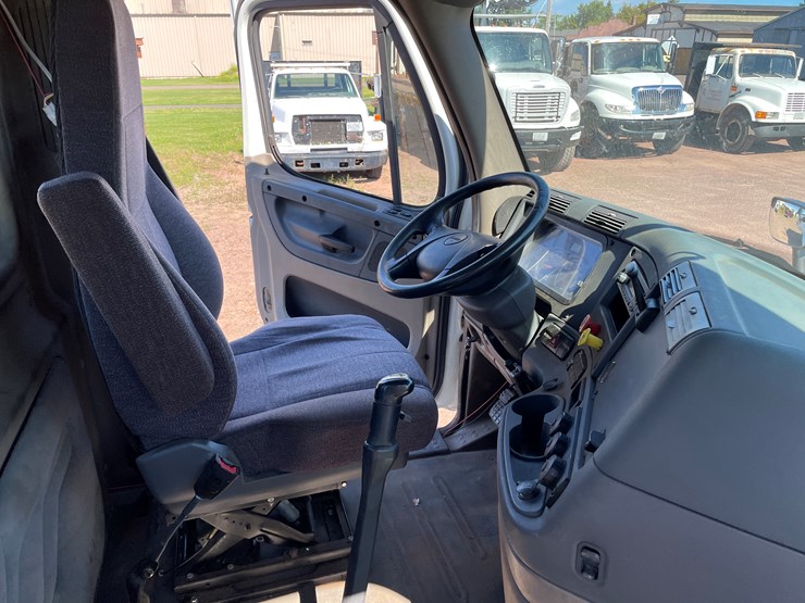 #2750-•-2014-freightliner-cascadia-single-axle-day-cab-truck-(has-wi-title)-(title-in-delay)-(ashland,-wi)-image-54