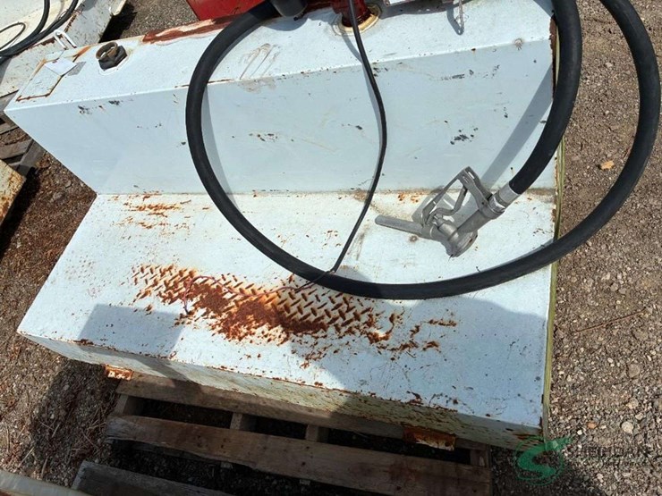 fuel-tank-with-electric-pump-image-4