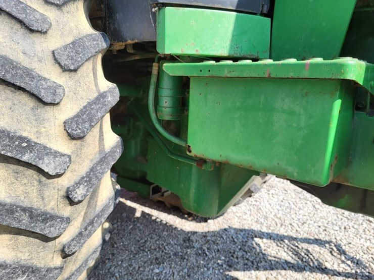 john-deere-4650-image-42