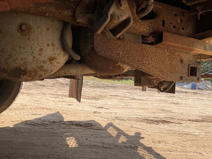2001-ford-f550-image-36