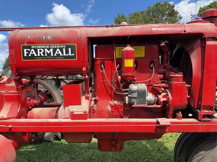 farmall-f-30-image-61