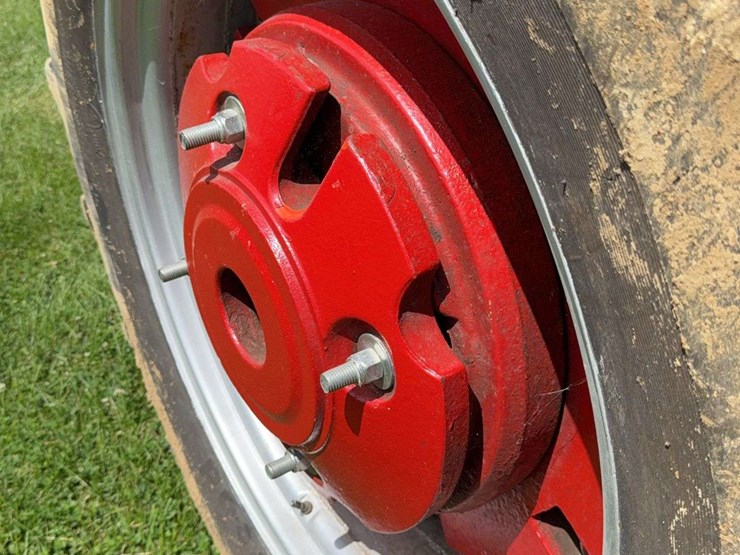 farmall-w-9-image-29