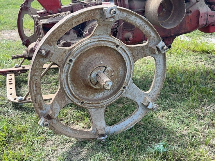 farmall-h-image-45