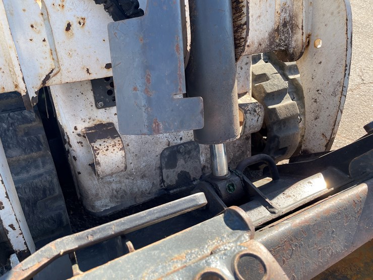 2020-bobcat-mt55-image-29