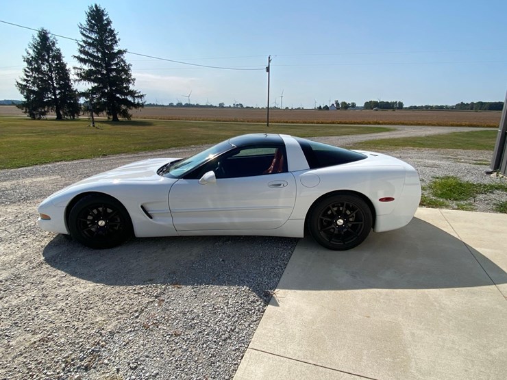 2000-corvette-c5-image-5