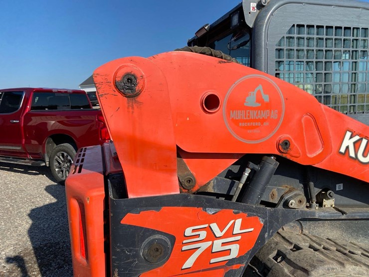 2013-kubota-svl75-image-12